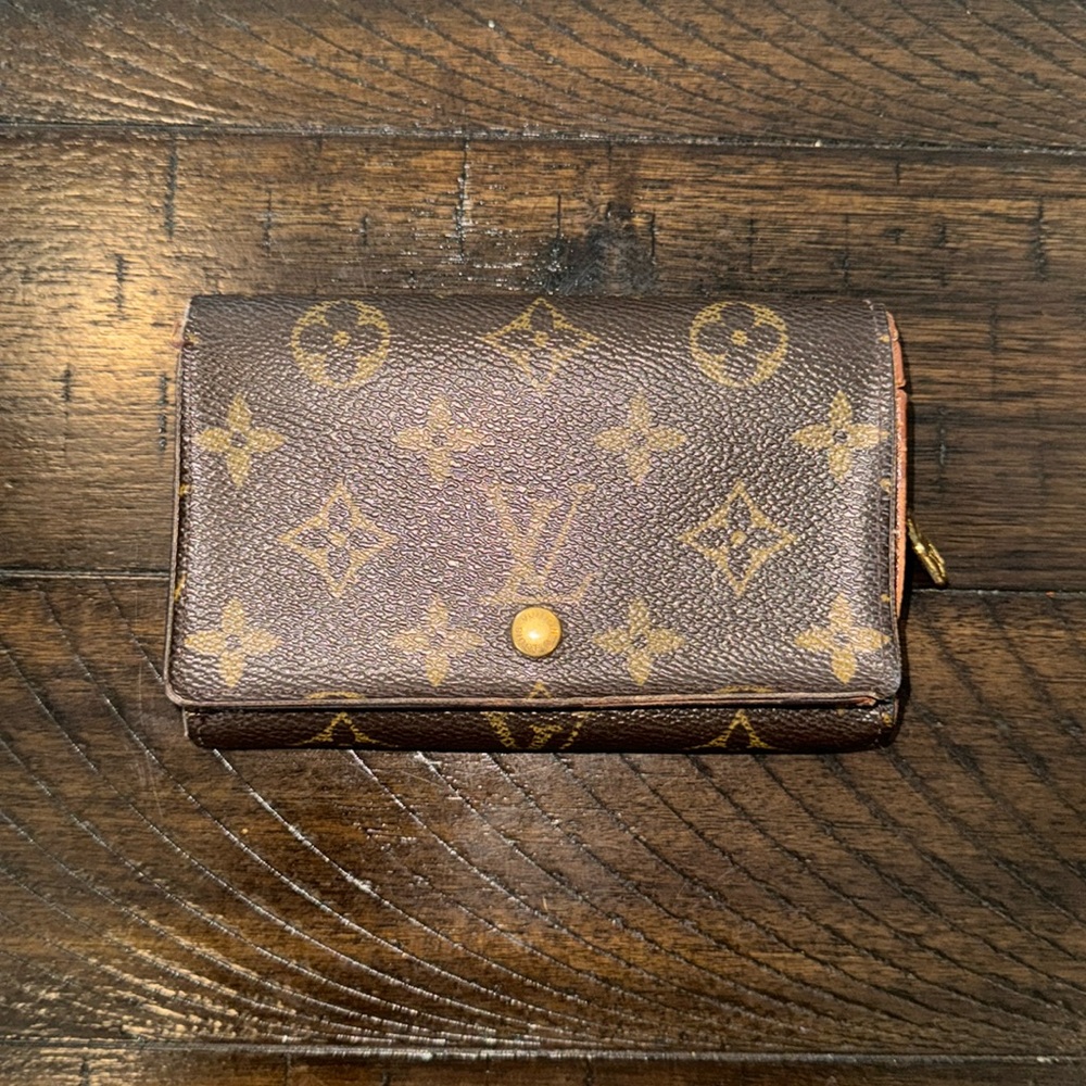 Louis Vuitton Porte Monnaie Wallet